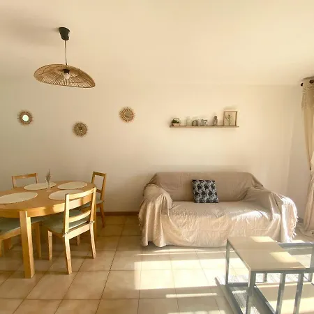 Apartment As23037 -p2 Avec Parking Prive A 2 Pas De La *